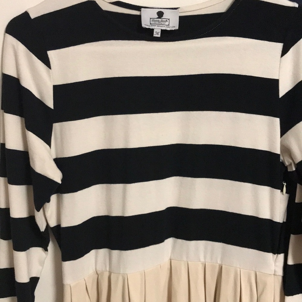 Dainty Jewells Sunday Stroll dress - Picture 2 of 2